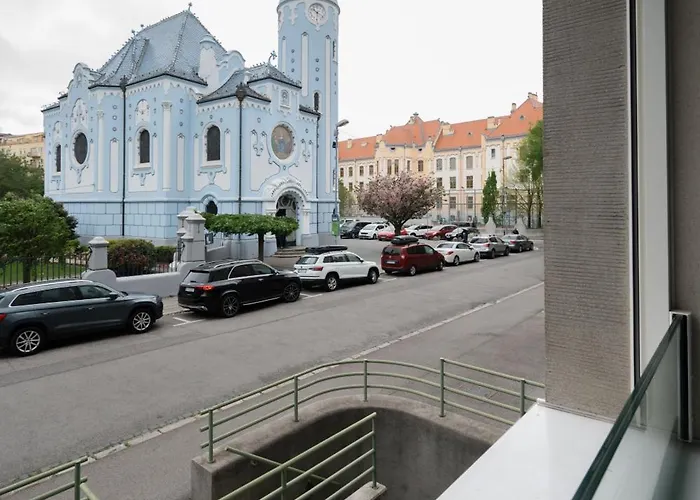 Stylish With A View Of Blue Church Bratislava