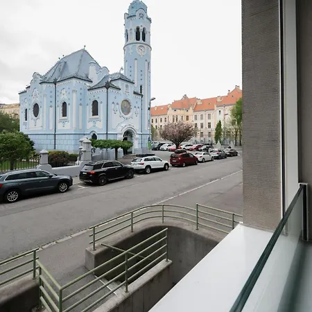 Stylish With A View Of Blue Church Bratislava